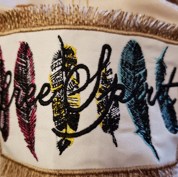 BOHO CHIC FREE SPIRIT FEATHER TRUCKER HAT - Picture 2 of 4